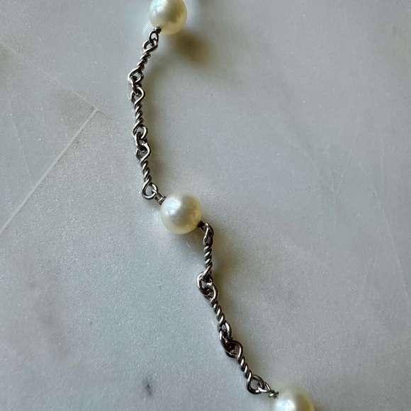 14K Italy White Gold Chain Necklace with 12 White 4.7 mmPearls - Picture 3 of 7